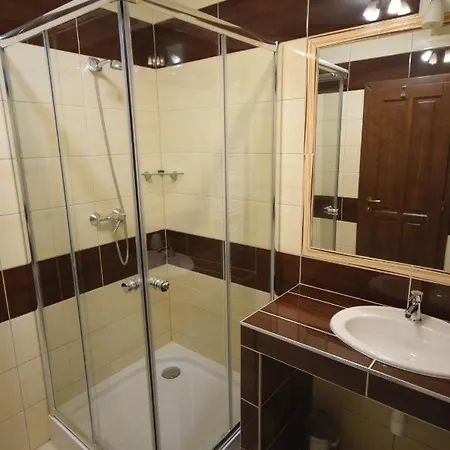 Bakonyi Mesekastely ホテル Olaszfalu