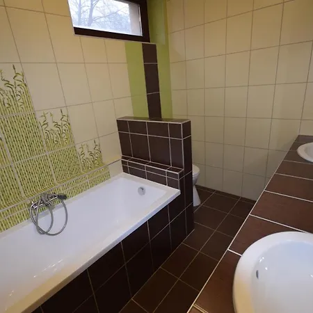 ホテル Bakonyi Mesekastely