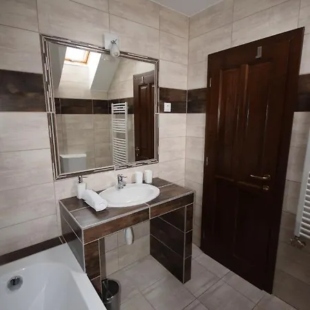 Bakonyi Mesekastely Olaszfalu