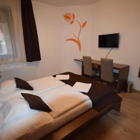 Bakonyi Mesekastely 3*