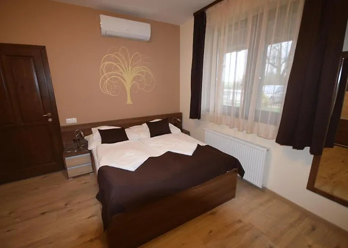 Bakonyi Mesekastely 3* Olaszfalu