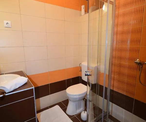 Bakonyi Mesekastely 3* Olaszfalu